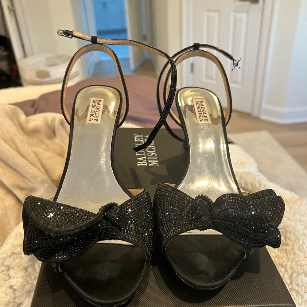 Badgley Mischka Black Bow Heels